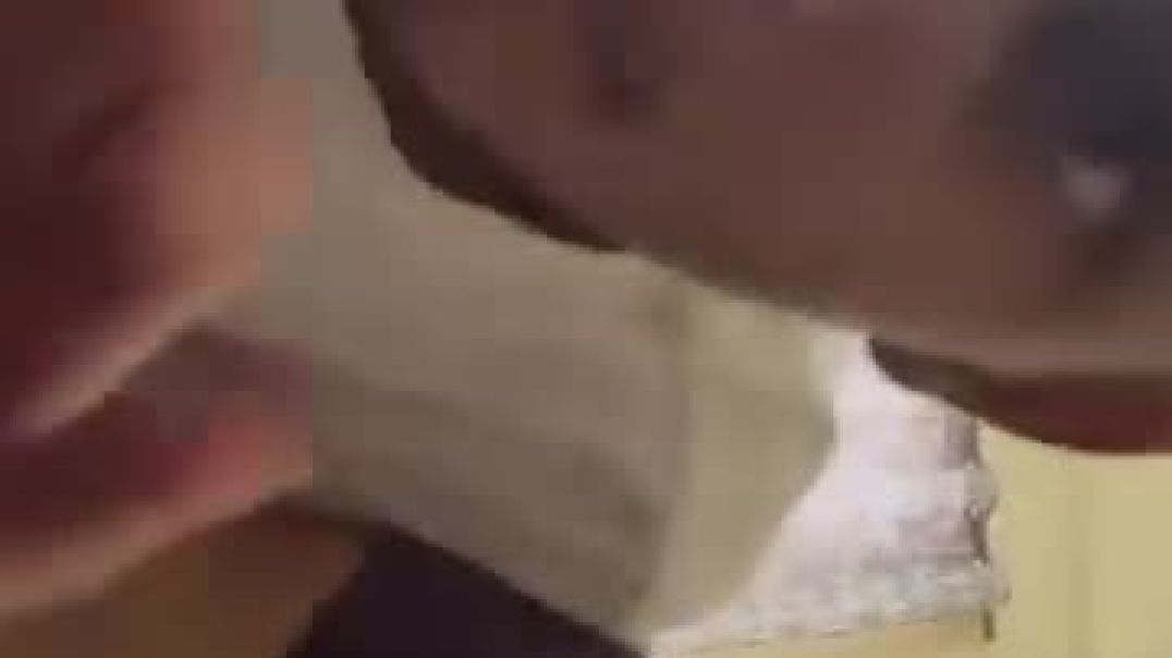 jija ji ka hotel hai  #r2h  #round2hell  #funny  #comedy  #train  #traincomedy  #bachlors