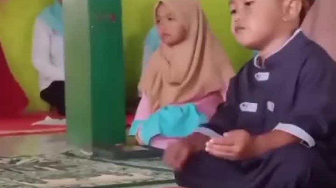 ⁣Sochta Hoon Ke Wo Kitne