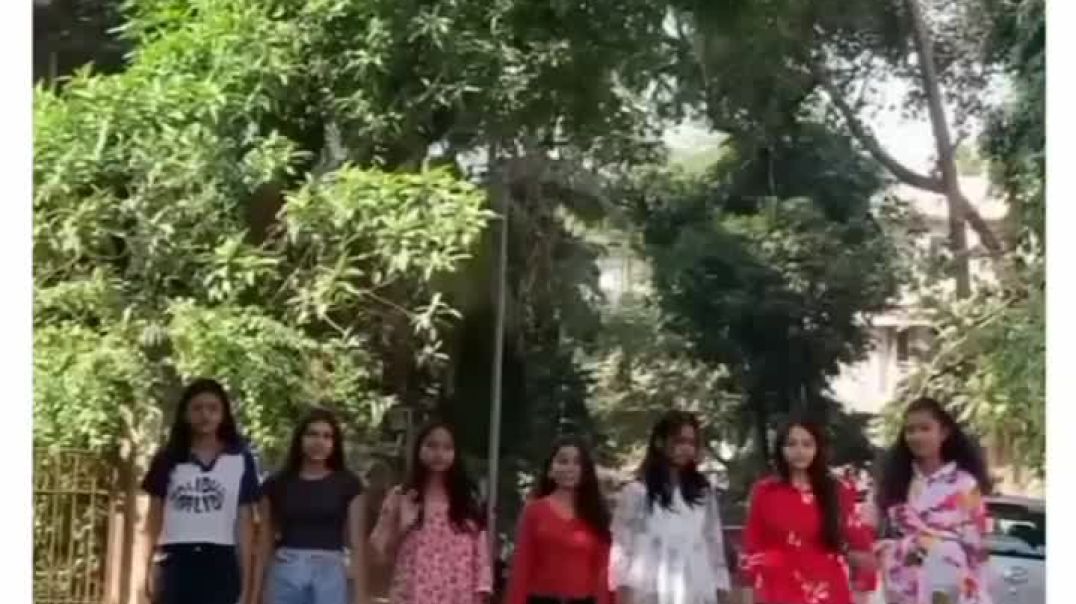 Girl_s_transition_video___trending_reels