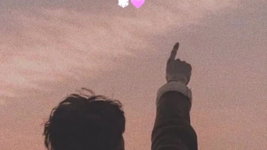 ⁣Adhuri shayari ❤️