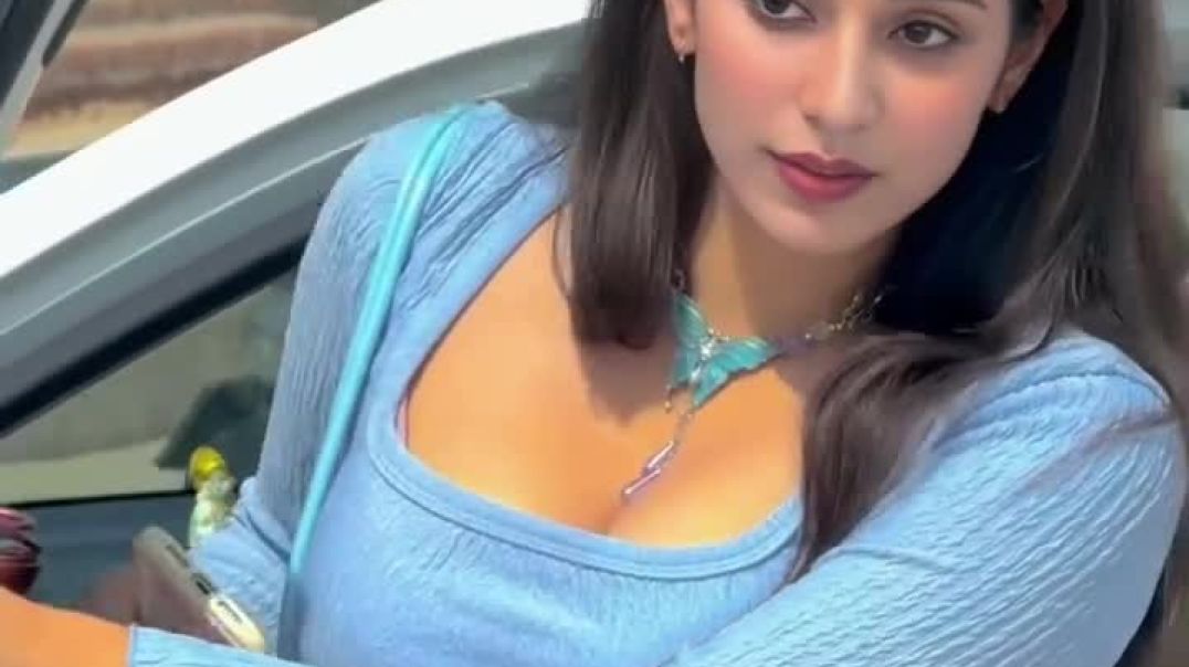 ⁣HOT GIRLS VIDEO 🔥 #outfit_#fyp_#influencer_#model_#outfit_#trendingsongs_#outfits