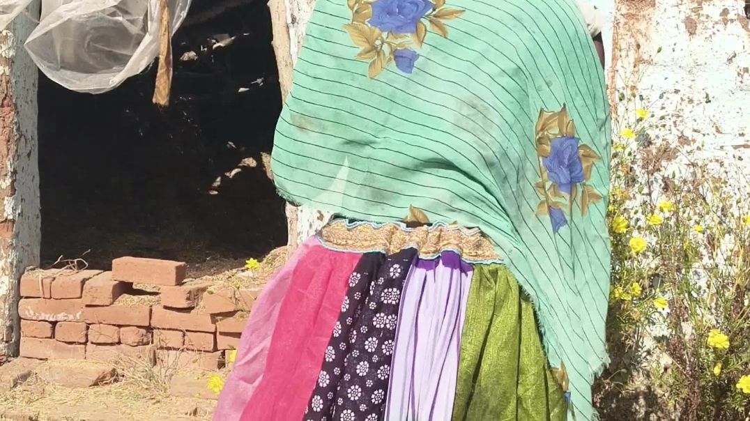 में तुम्हे चाय 😀और बना के पिलाऊं 😛