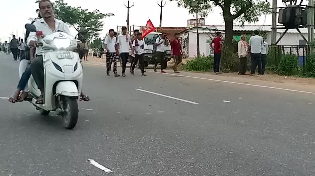 ⁣साइकिलिंग करते लोग साइकिल यात्रा cycle yatra