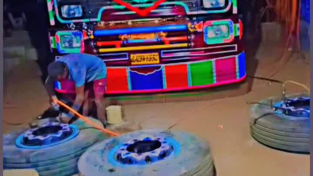 VID_20251223_001656_051