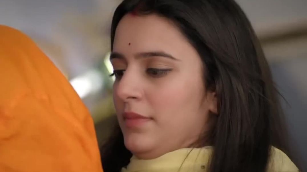 ⁣“Teri Meri Adhoori Kahani