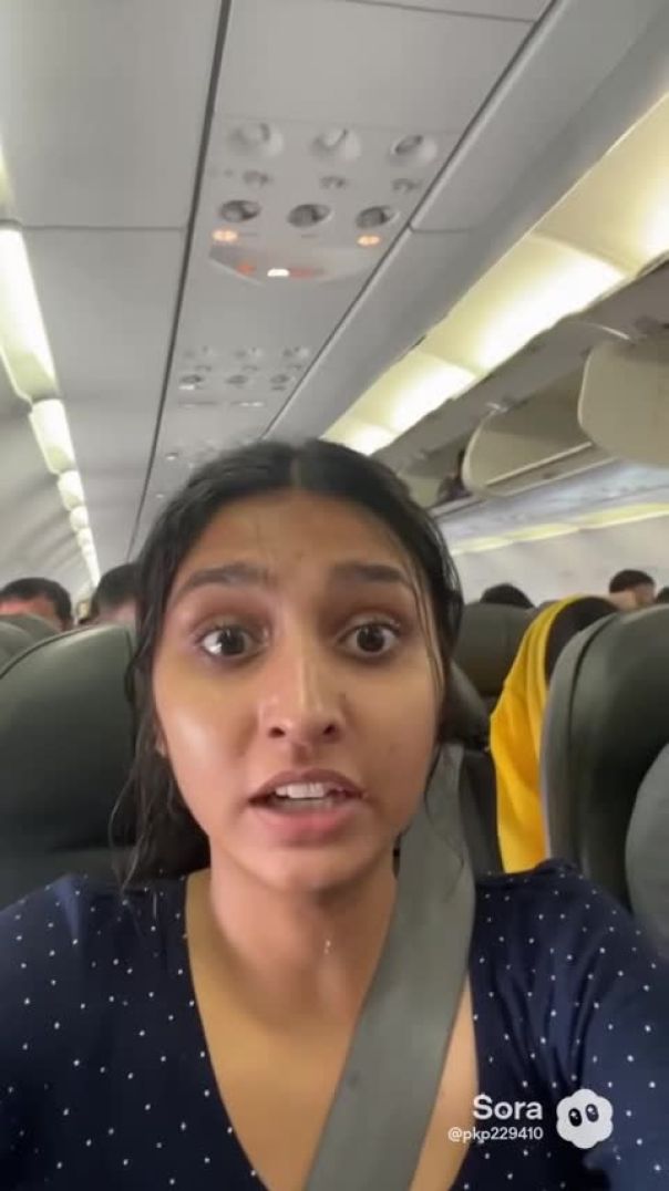 OMG 😨 Aeroplane Crash 💥 Please Share 🙏 #ytshorts #shorts