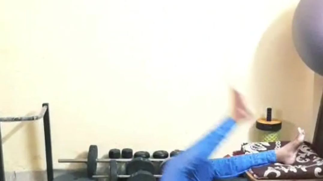 ⁣Chair Abs Workout