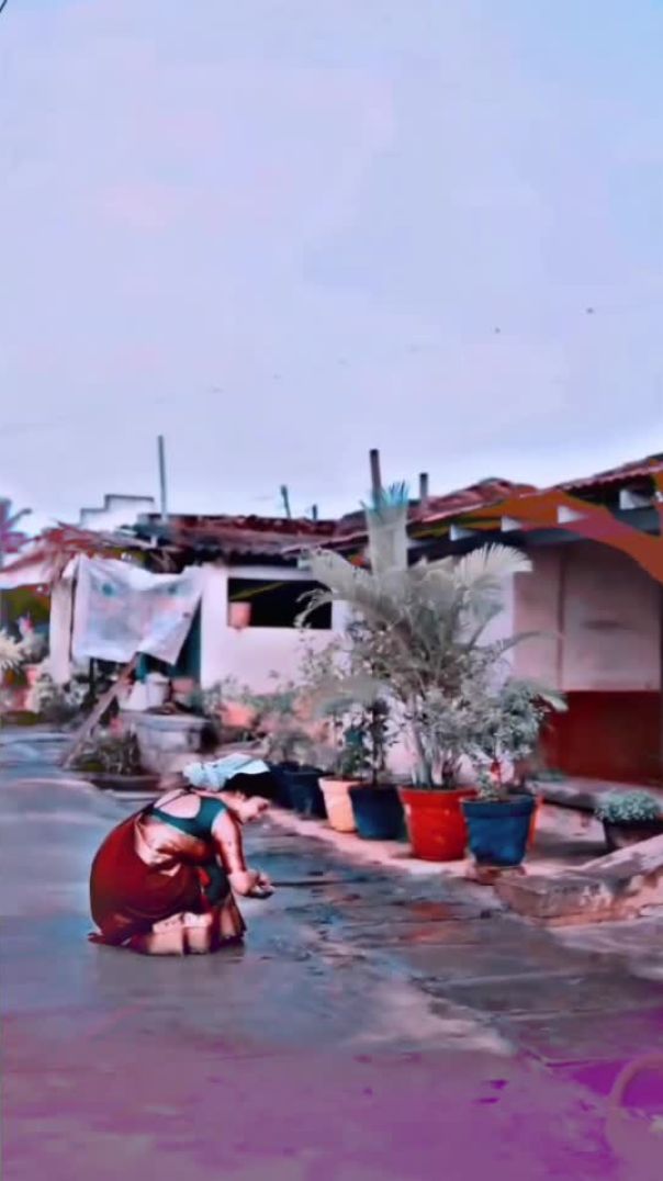 CHALO GHAARKA KE AAGAN ME RANGOLi BANAEN