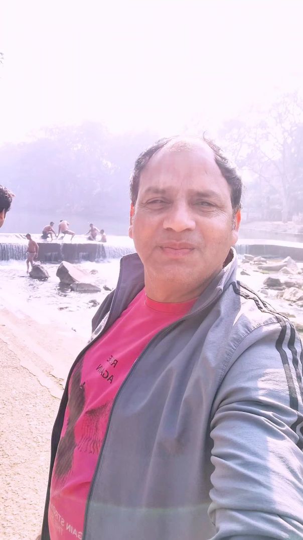 चित्रकूट में मंदाकिनी नदी में स्नान करने का सौभाग्य प्राप्त हुआ