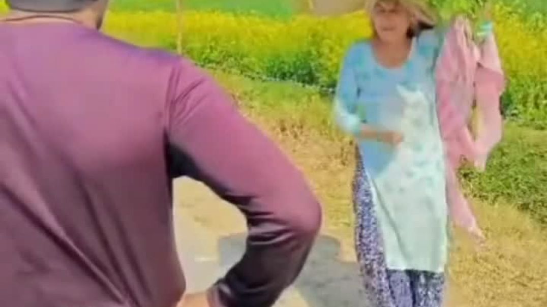 VID_20251207_215854_413