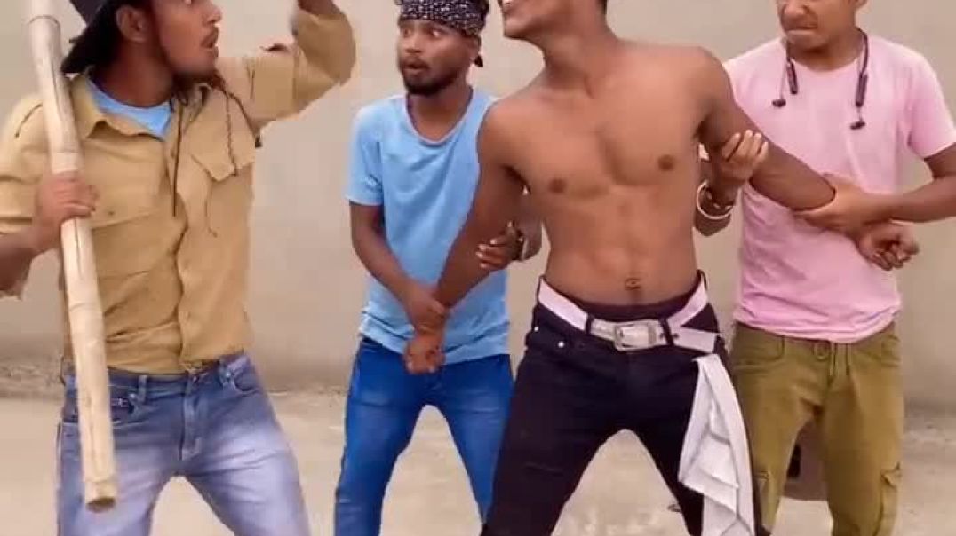 9_baje_uthata_hu_🤣🤣#comedy_#funny_#shotstory(720p)