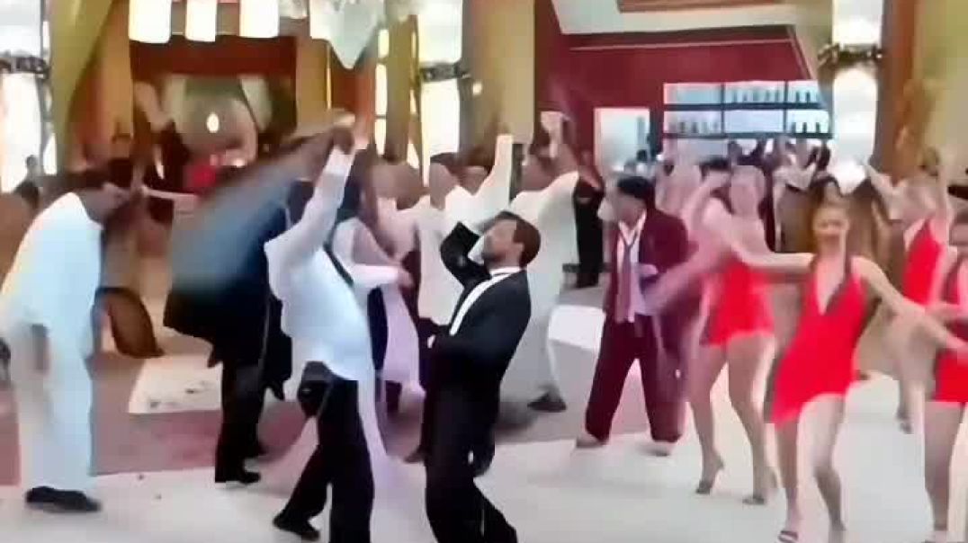 ⁣New viral comedy video 😂😂