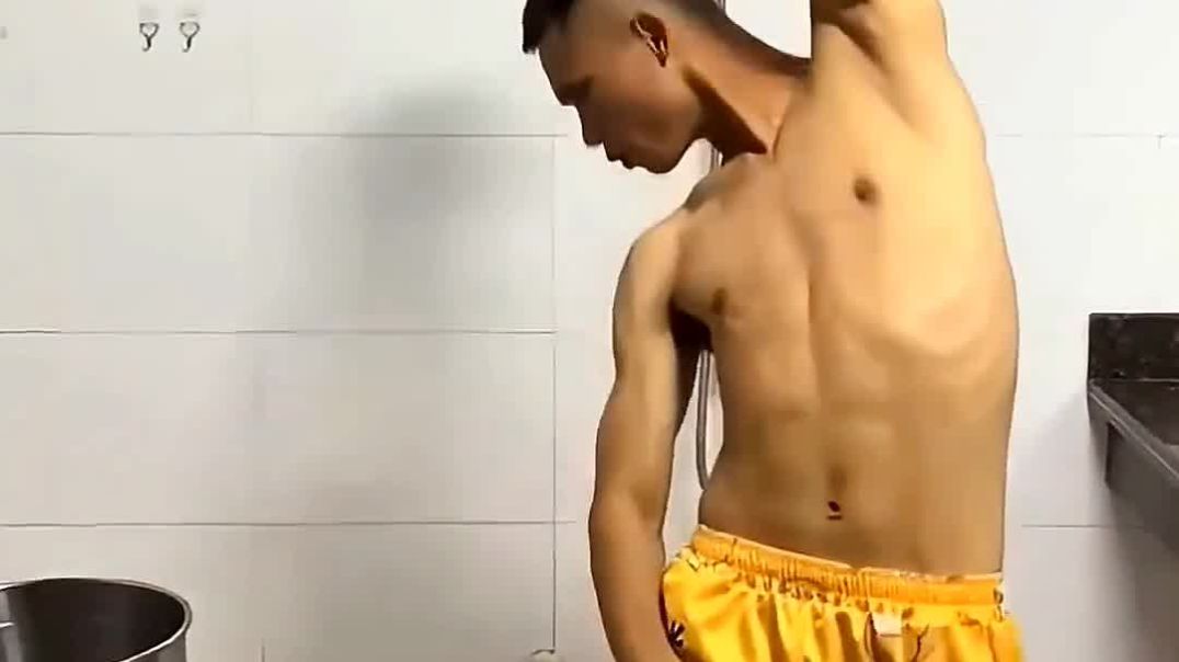 ⁣He Outsmarted Winter 😆