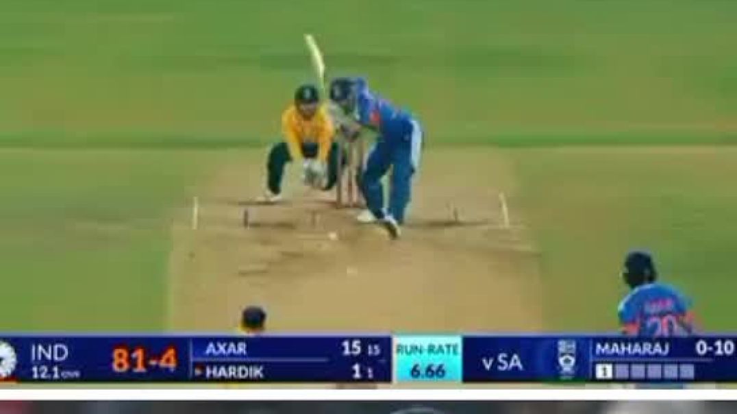 ⁣Hardik pandiya😱 veri look so at 😱