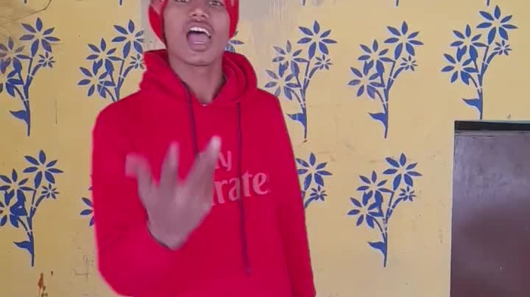 ⁣क्या आपको पता है चलते कैसे है #comedy #funny #shortsfeed #shorts #shortvideo