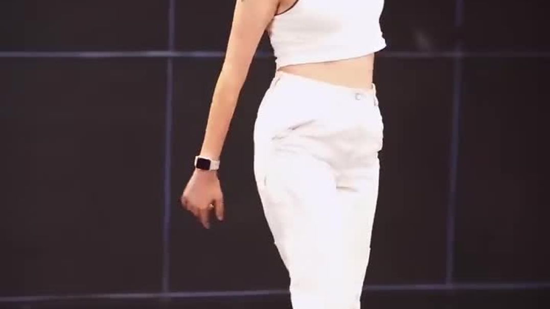 ⁣Bom Diggy Diggy _ Ishpreet Dang _ Trending Short Dance Video _ Dancefit Live _ Dancefit Live Shorts 