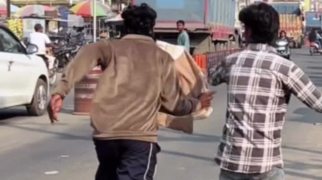 कपड़ा_बेचने_की_नौबत…_और_चोरी_होने_की_आदत!_😭🤣🔥_