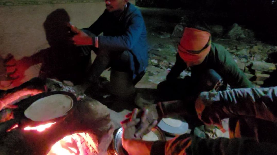 ⁣देसी खाना हम लोग बना रहे हैं भाई देख के मिनी ब्लॉक