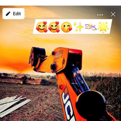 116963759851945408725 