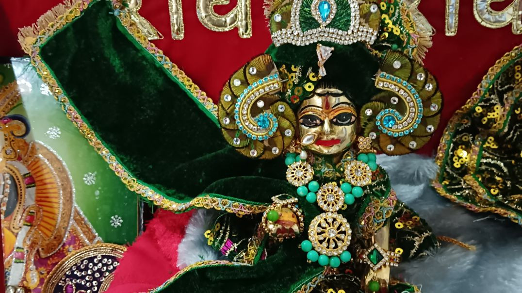 ⁣Govardhan ji banate hue