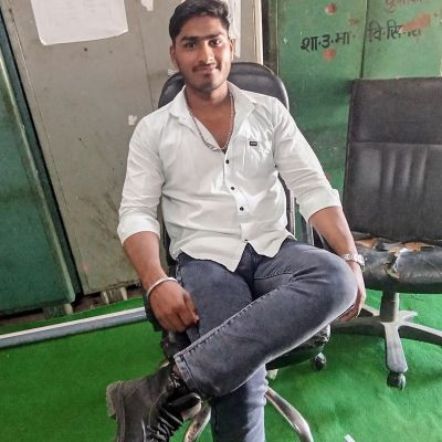 103880142574330422736 