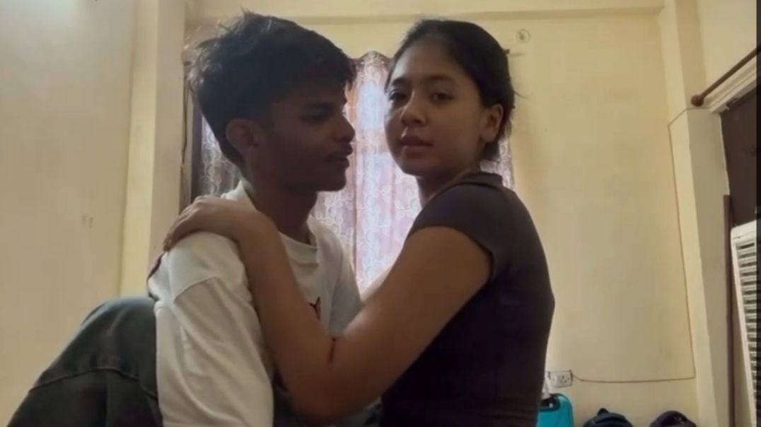 ⁣इन्फ्लुएंसर का 19 मिनट का MMS लीक, नए वीडियो ने मचाया भूचाल