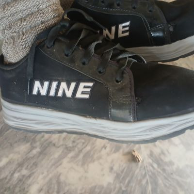 117035262850076294317