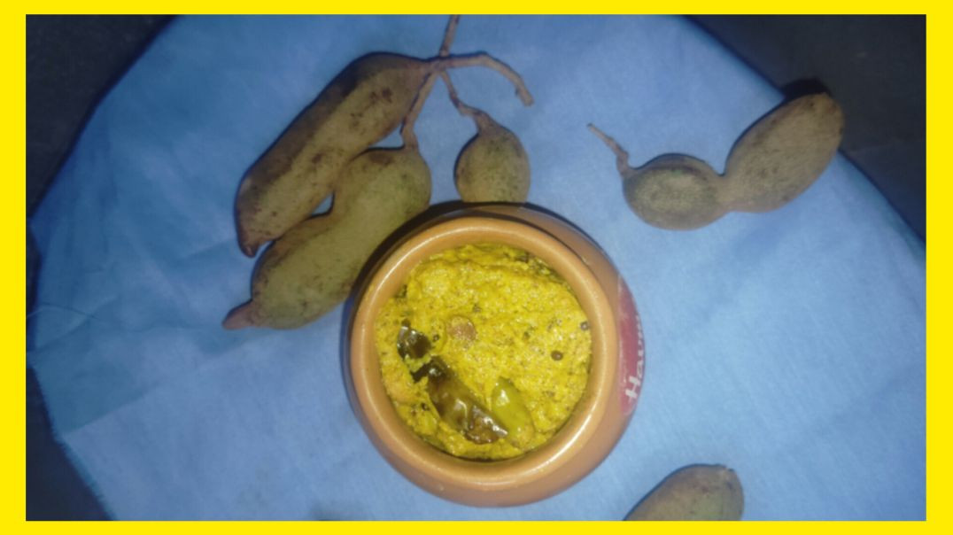 ⁣कच्ची इमली की chutney गरम garam khana ke साथ khana acha रहता हैं