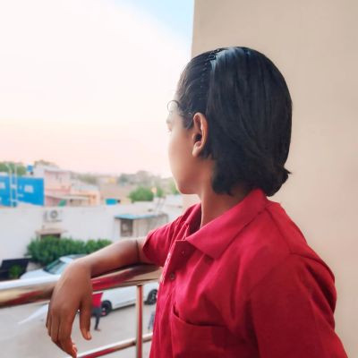 106405245962453675469