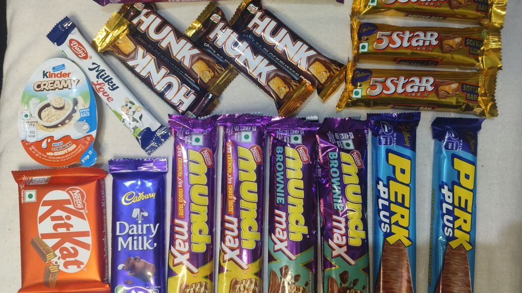 ⁣ASMR 🌈 Lollipops, Candies, & Chocolate Unboxing! 😋 Eating Sounds Mukbang (No Talking)