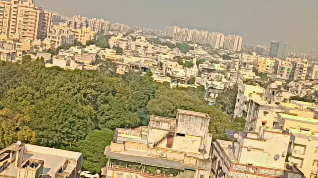 ⁣तू मेरी गा नू केंदा बकरी पिंडू बोये😀😀