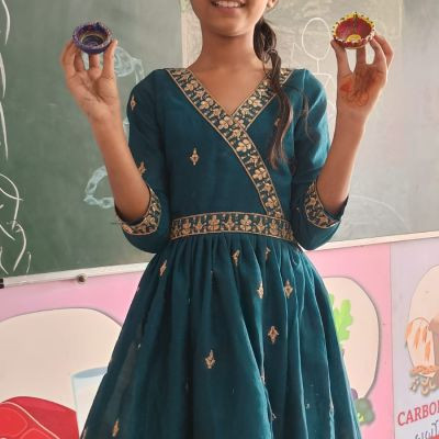 104130607792210710762