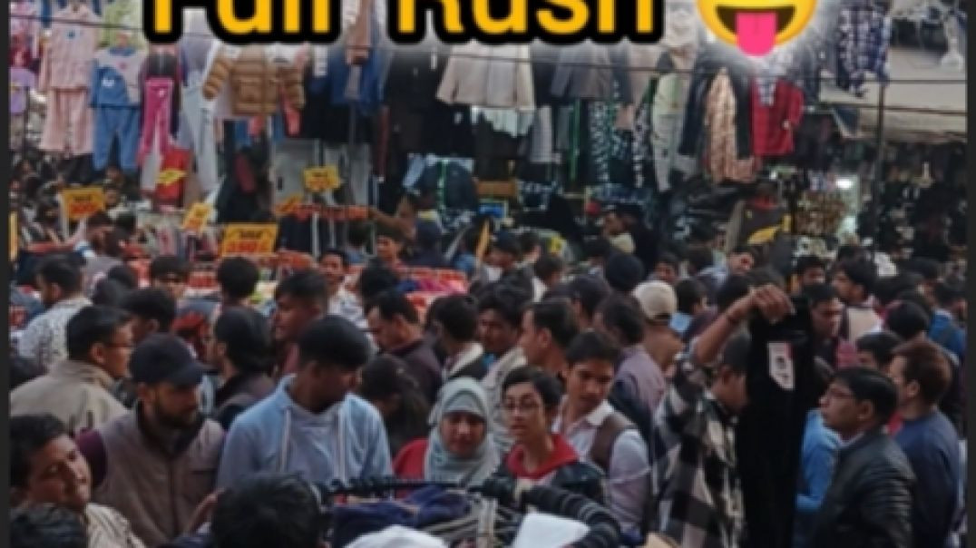 ⁣Karolbagh Monday Market Full Rush