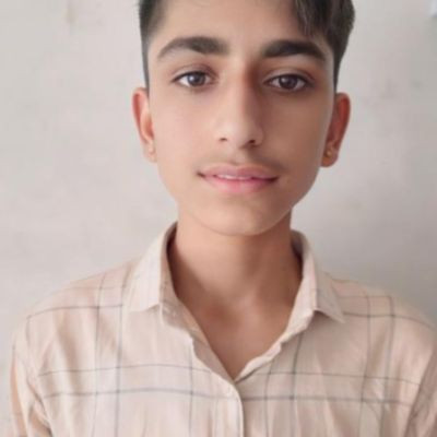 104728803386499561282 