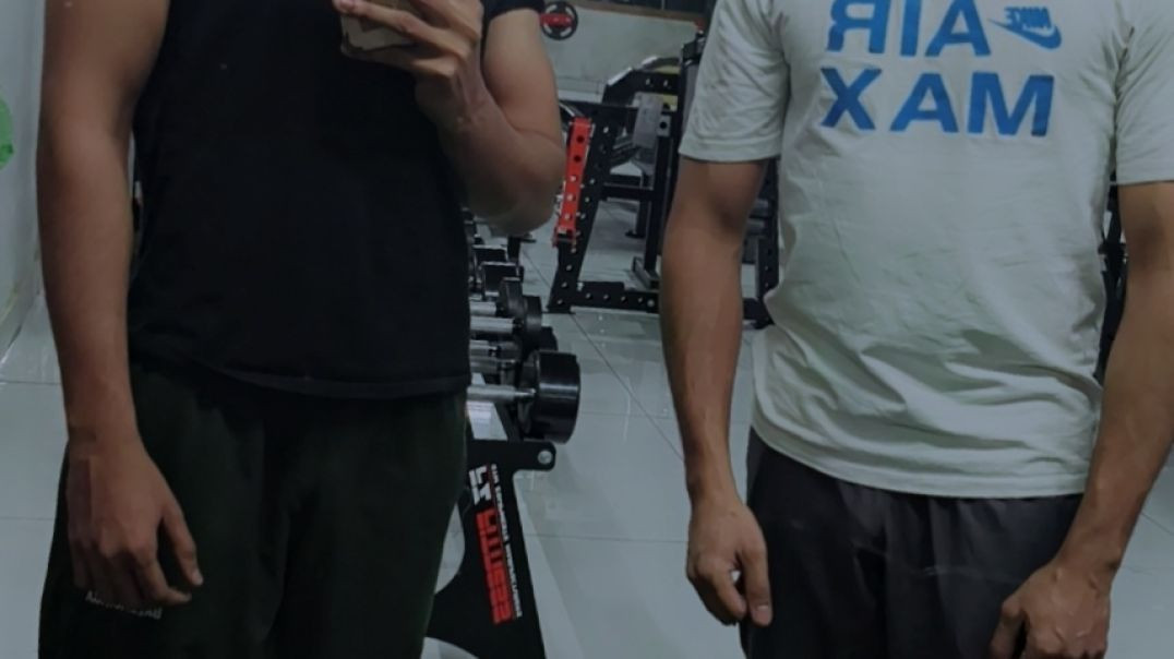 FB_VID_580557880283696644