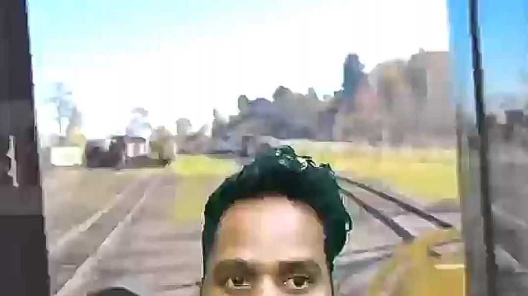 ⁣#ट्रेन के इंजन में रेत क्यों डाला जाता है