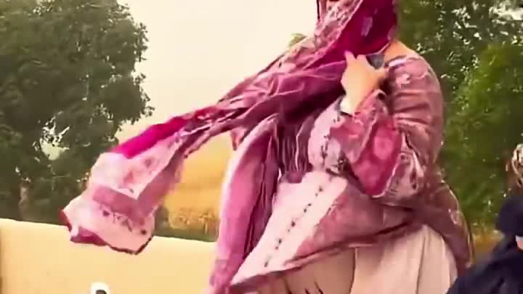 ⁣Aaj Hamarey Gaon Main Tufaan Aa Gya 😱🥹