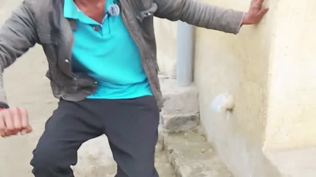 ⁣Aor Sikhao Bike Chlana 😢😢#shorts #funny #comedy #explore #trandingshorts #funnyshorts #funnyvideos