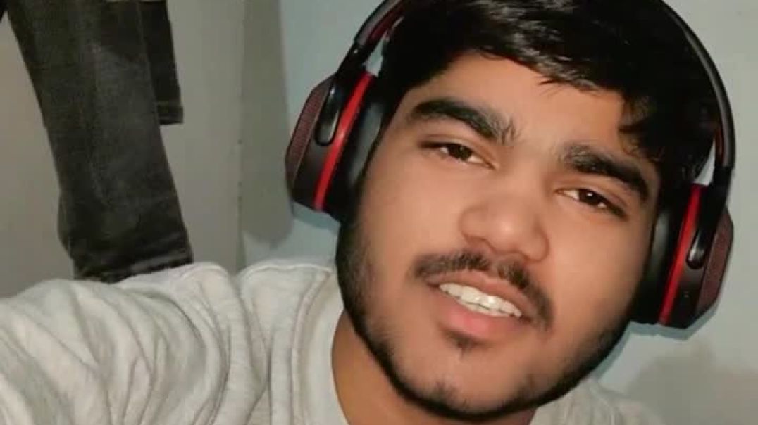 ⁣Palat kar dekhne ki adat nhi h hamari