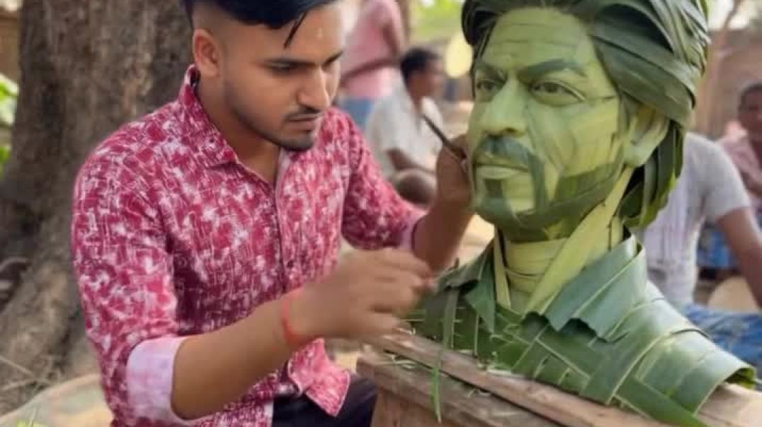 ⁣Coconut leaf _ SRK face craft art _srk _scuplture _art _artwork _instagram(MP4)
