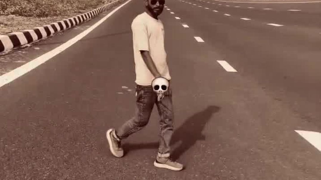 ⁣हम उन महफ़िलो का शौक़ नहीं रखतें लाला,