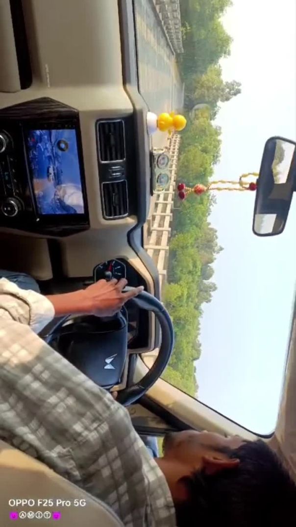 Aaj me car chalane shik giye