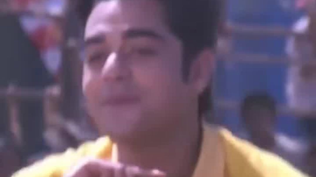 ⁣Playlist In Bio 🎶__Song Name – Mere Khayalon Ki Malika_Movie Name – Josh__Released in 2000_ Mere Kha