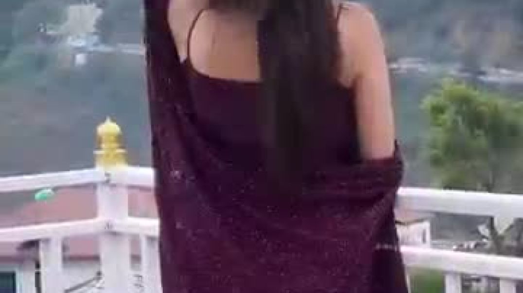 ⁣nai_Koi_picture_dikha_de_#hindisong_#dance_#beautiful_#india(360p)