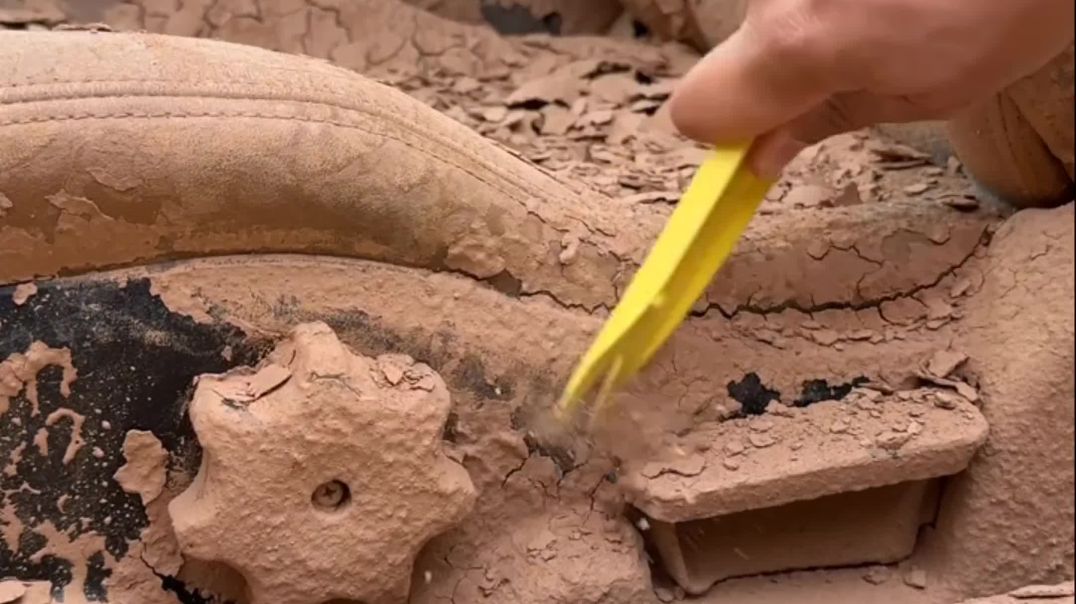 ⁣"1 Minute में कार ऐसे चमकी! 🤯 Car Deep Wash Satisfying Video"