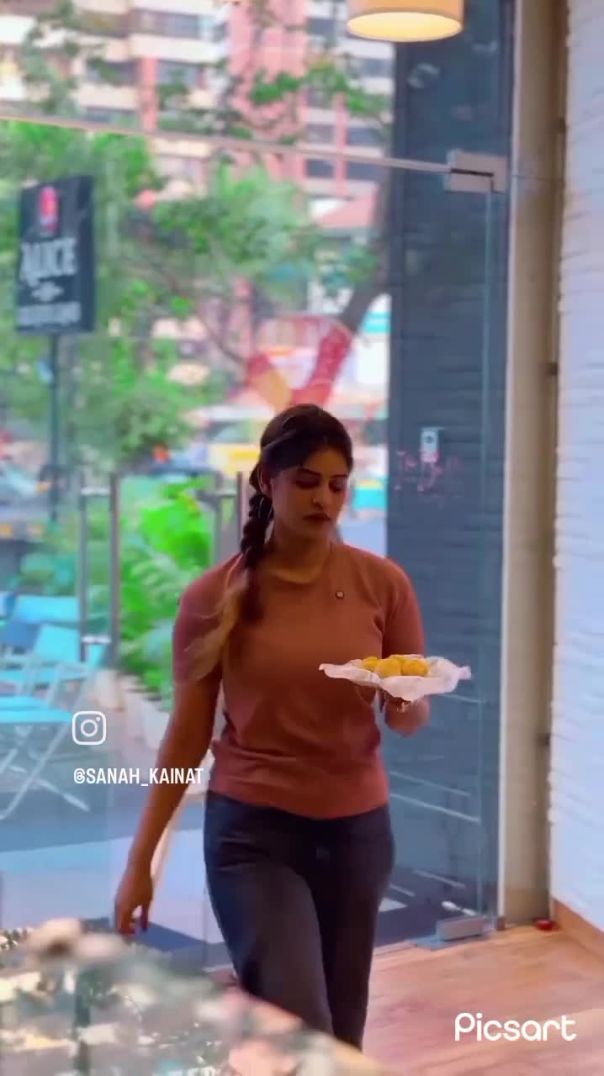 Phalo karo 😂😂👋☺️😂♥️😭