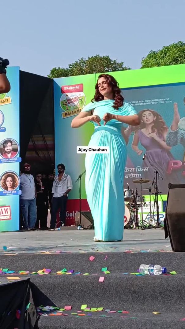 @ayeshaakhan_official