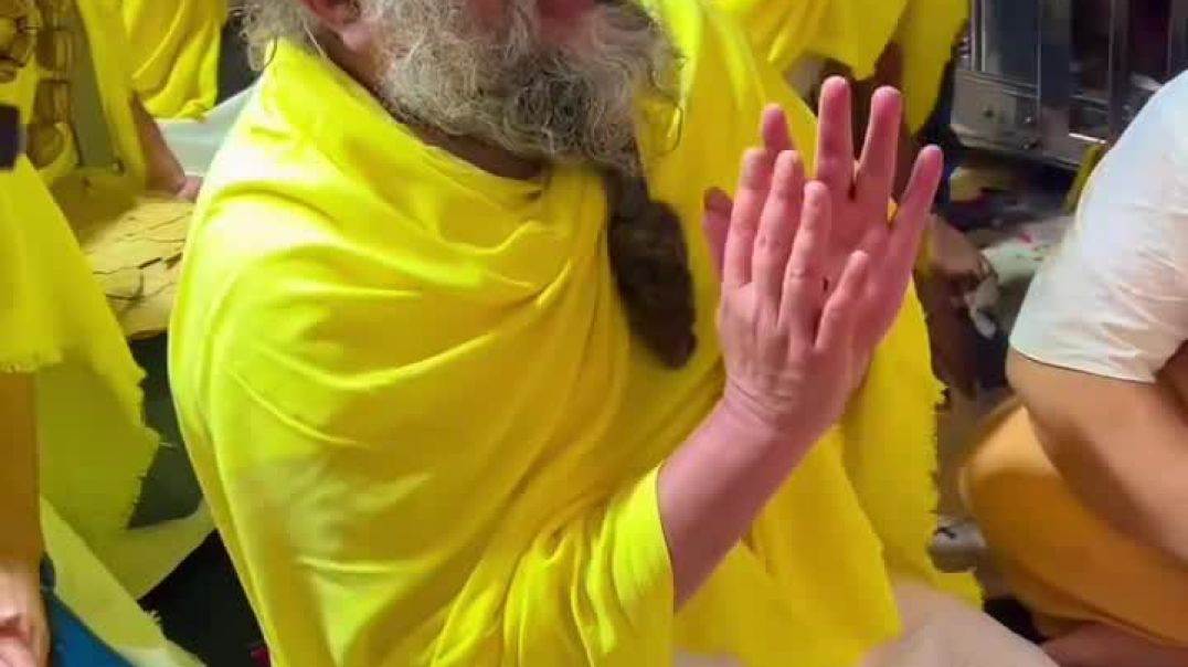 VID_20251211_220042_294