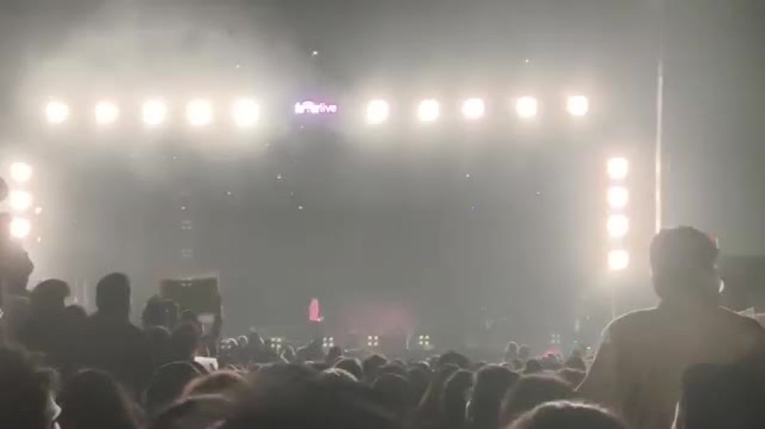 ⁣Sonu nigam sings _Mayabini_ a heartfelt tribute to zubeen garg🎤 official music