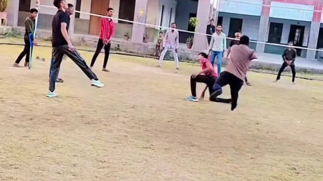 ⁣Gelne wala kese bhi ghel skta he